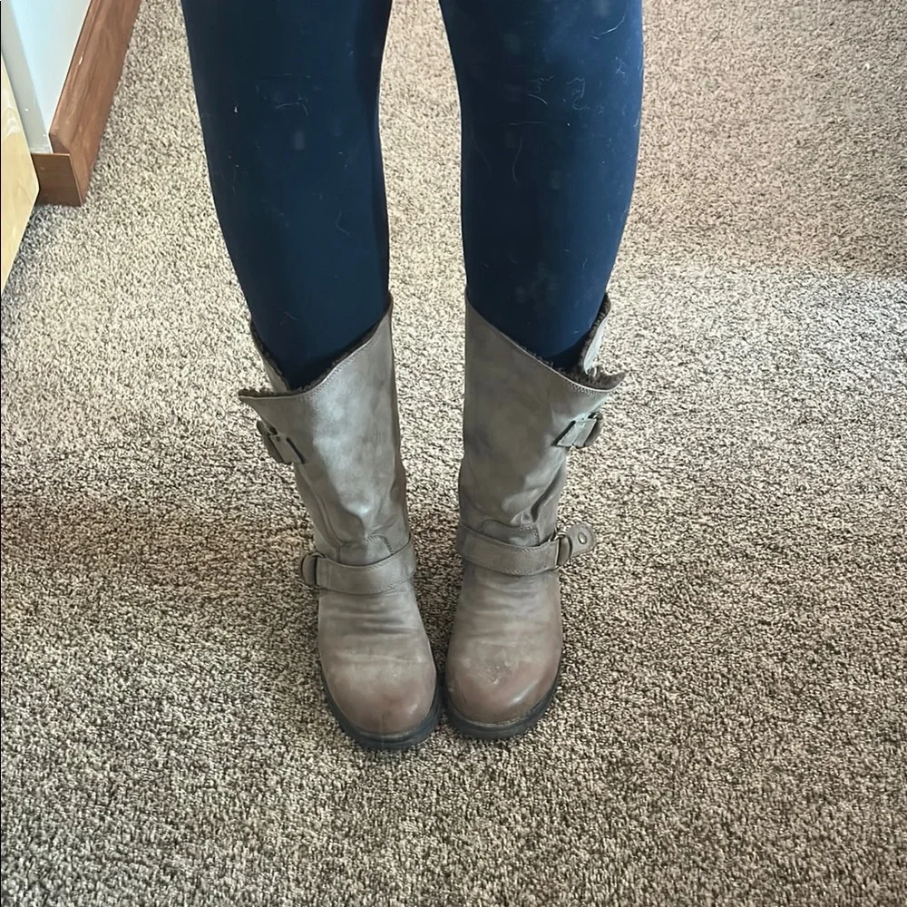 Brown Roxy Boots - Picture 10 of 10